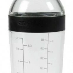 OXO Good Grips Salatshaker In Schwarz