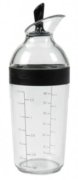 OXO Good Grips Salatshaker In Schwarz 3 OXO Good Grips Salatshaker In Schwarz