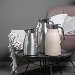 Alfi Isolierkanne Skyline In Cool Grey 1,5 Liter 5 Alfi Isolierkanne Skyline In Cool Grey 1,5 Liter -KitchenAid Geschäft 1321xxxxxx PR skyline isolierkanne 2