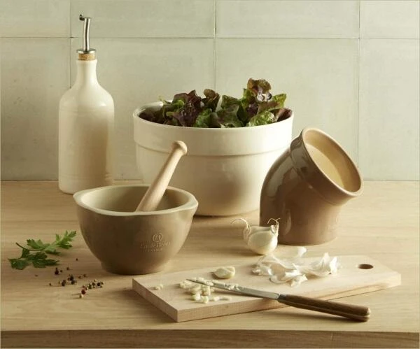 Emile Henry Salzfass In Feu Doux 5 Emile Henry Salzfass In Feu Doux – Bild 3