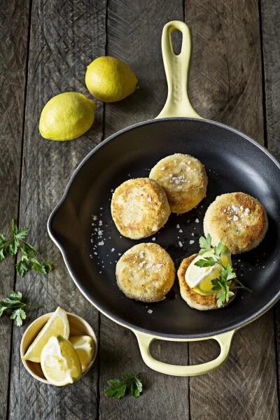 Le Creuset Brat- Und Servierpfanne Signature Hoch In Citrus 4 Le Creuset Brat- Und Servierpfanne Signature Hoch In Citrus – Bild 2