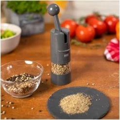 Kuhn Rikon Gewürzmühle Ratchet Grinder Grau -KitchenAid Geschäft 211 24275 ip1 web