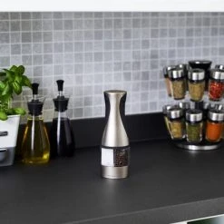 Cole & Mason Kew 2-in-1 Elektronische Salz- Und Pfeffermühle, 21 Cm -KitchenAid Geschäft 220 H946820 KEW 2in1 ELECTRONIC Lifestyle 1