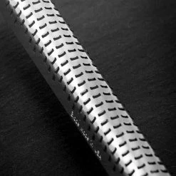 Microplane Gewürzreibe Premium In Schwarz -KitchenAid Geschäft 8984 Gewuerzreibe 3 600x600 1