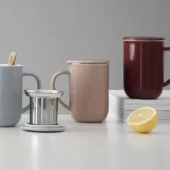 Viva Scandinavia Teepott Minima Balance Mit Filter, Weinrot -KitchenAid Geschäft 9102263 ambiente