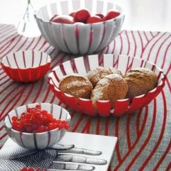 Guzzini Schüssel Grace In Rot 30 Cm / 11,5 Cm 7 Guzzini Schüssel Grace In Rot 30 Cm / 11,5 Cm -KitchenAid Geschäft GRACE2 neu 1 2