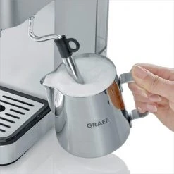 GRAEF Siebträger-Espressomaschine Salita, Weiß -KitchenAid Geschäft Graef Siebtraeger Espressomaschine salita ES400 Detail Milchschaum