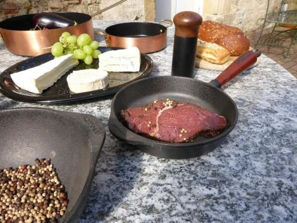 Skeppshult Servierpfanne Mit Holzgriff, Klein 7 Skeppshult Servierpfanne Mit Holzgriff, Klein – Bild 5