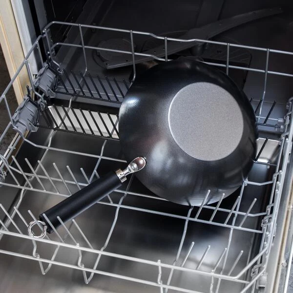 Ken Hom Wok Aus Antihaft Karbonstahl Mit Phenolharz-Griff, 27 Cm 6 Ken Hom Wok Aus Antihaft Karbonstahl Mit Phenolharz-Griff, 27 Cm – Bild 4