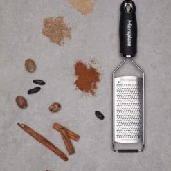Microplane Feinreibe Gourmet -KitchenAid Geschäft MP Gourmet Series Fine Grater 45004 spices neu l