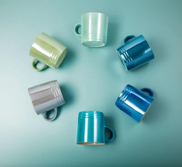 Le Creuset Becher 0,35 Liter In Marseille Metallic 4 Le Creuset Becher 0,35 Liter In Marseille Metallic – Bild 2