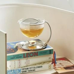 Mono Filio Teekanne 1,5 L Mit Integriertem Stövchen 9 Mono Filio Teekanne 1,5 L Mit Integriertem Stövchen -KitchenAid Geschäft Mono Filio Teapot 44200 Milieu1 Fabian Frinzel 1 1