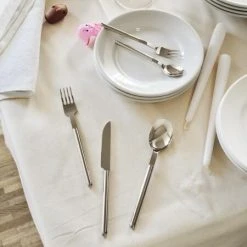 Mono Oval Besteckset, 4tlg. -KitchenAid Geschäft Mono Oval 20651 Milieu1 Fabian Frinzel