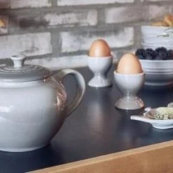 Le Creuset Frühstücksteller In Perlgrau -KitchenAid Geschäft Perlgrau Poterie LS neu l
