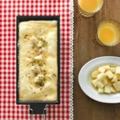 Kuhn Rikon Mini Racletteset In Rot 14 Kuhn Rikon Mini Racletteset In Rot -KitchenAid Geschäft Raclette withe home preserved roesemary Mini raclette l