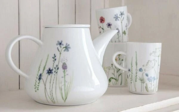 Kahla Magic Grip Wildblume Espresso-Obertasse 0,09 L, Blau-rot 5 Kahla Magic Grip Wildblume Espresso-Obertasse 0,09 L, Blau-rot – Bild 3