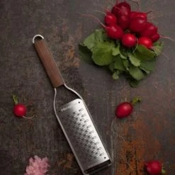 Microplane 2-Wege-Schneide Master -KitchenAid Geschäft mp Master Series Ribbon Blade overhead radishes zweiwege neu